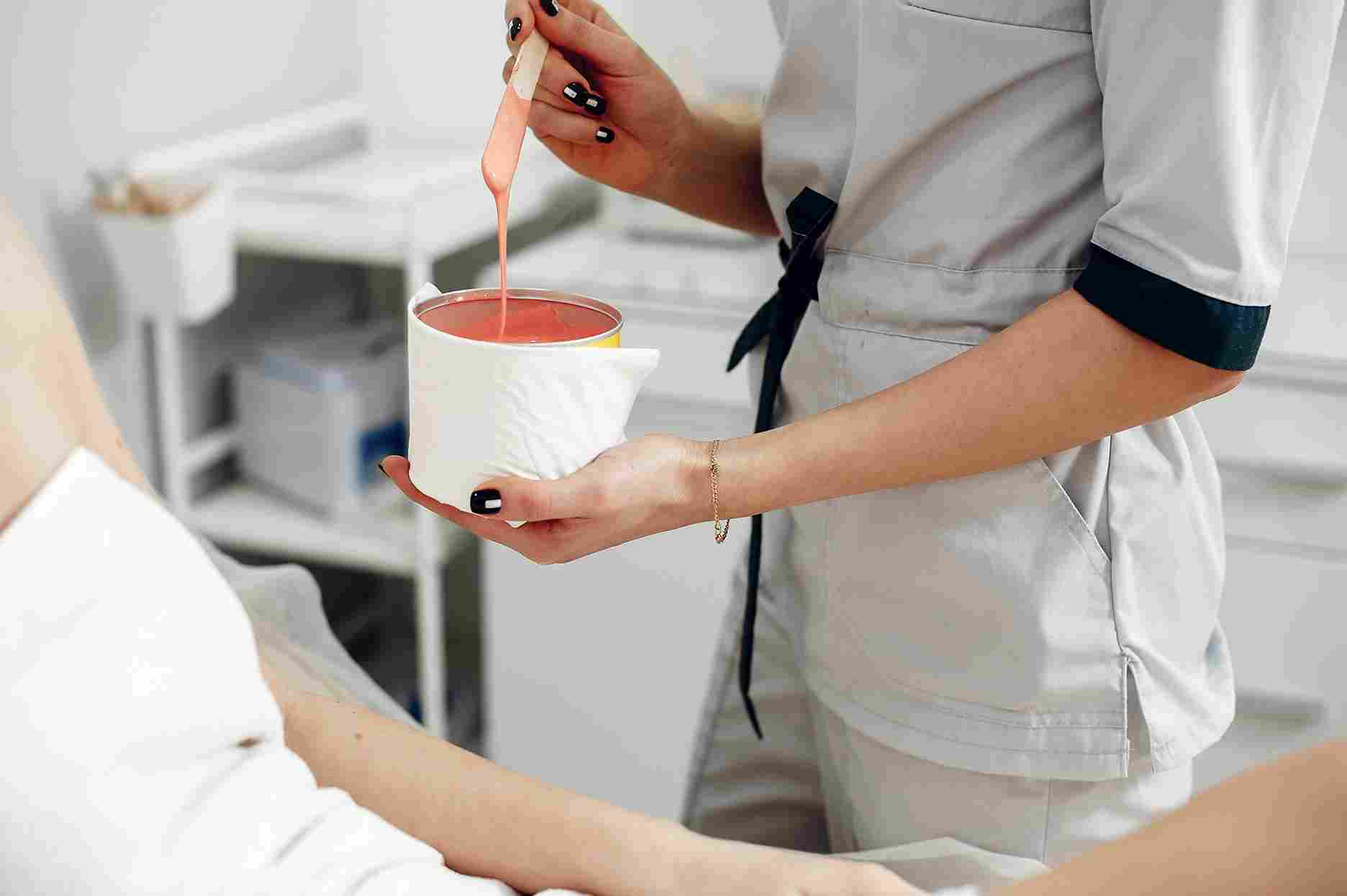 Full arms + full legs + underarms waxing