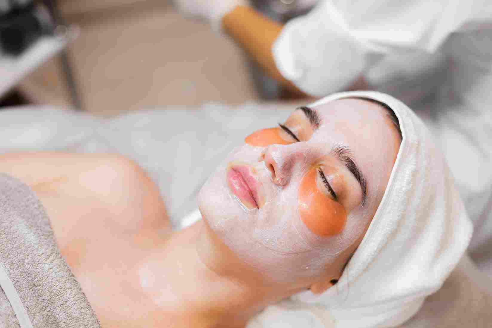 Skin Brightening Facial
