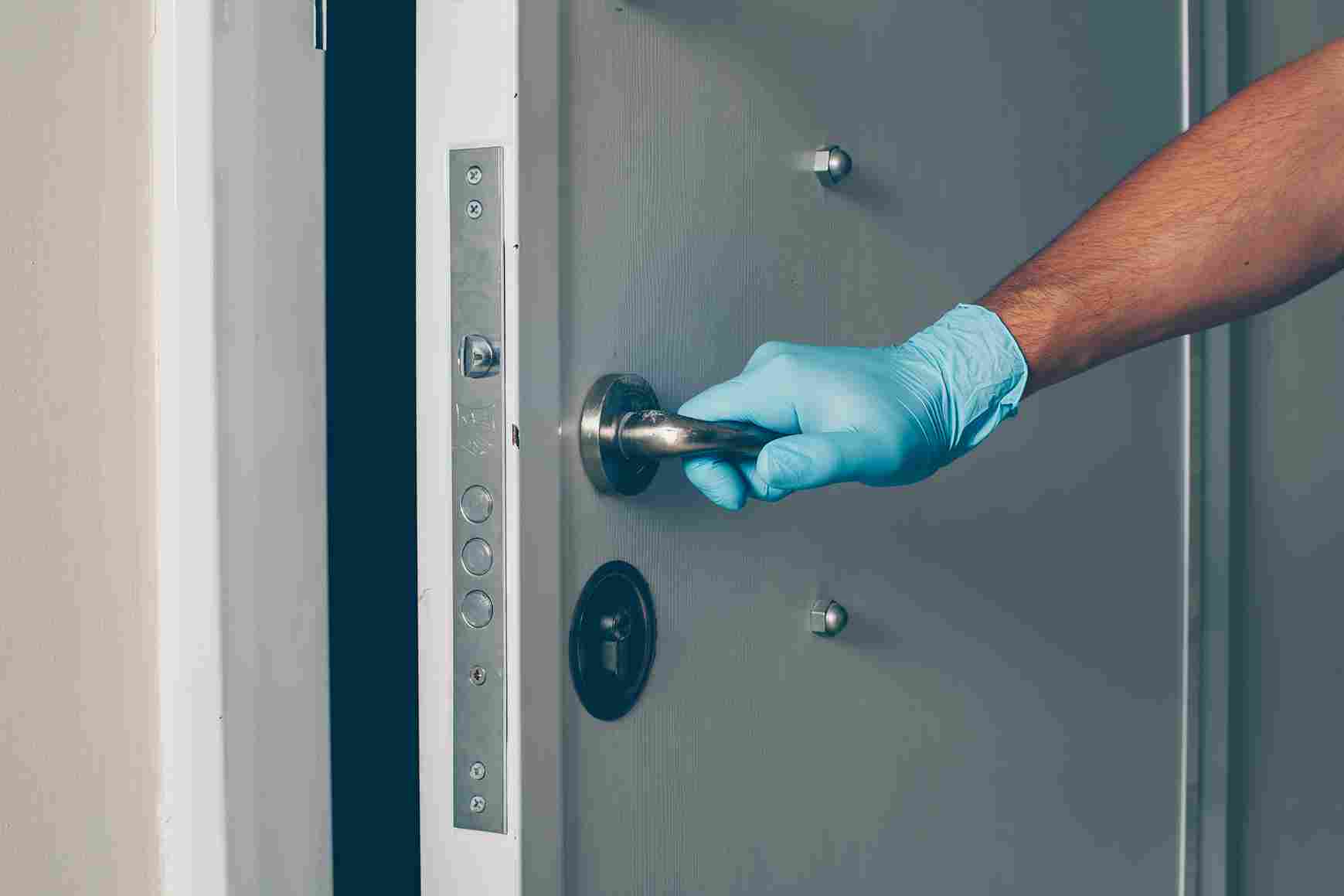 Installation of wall-mounted door closer