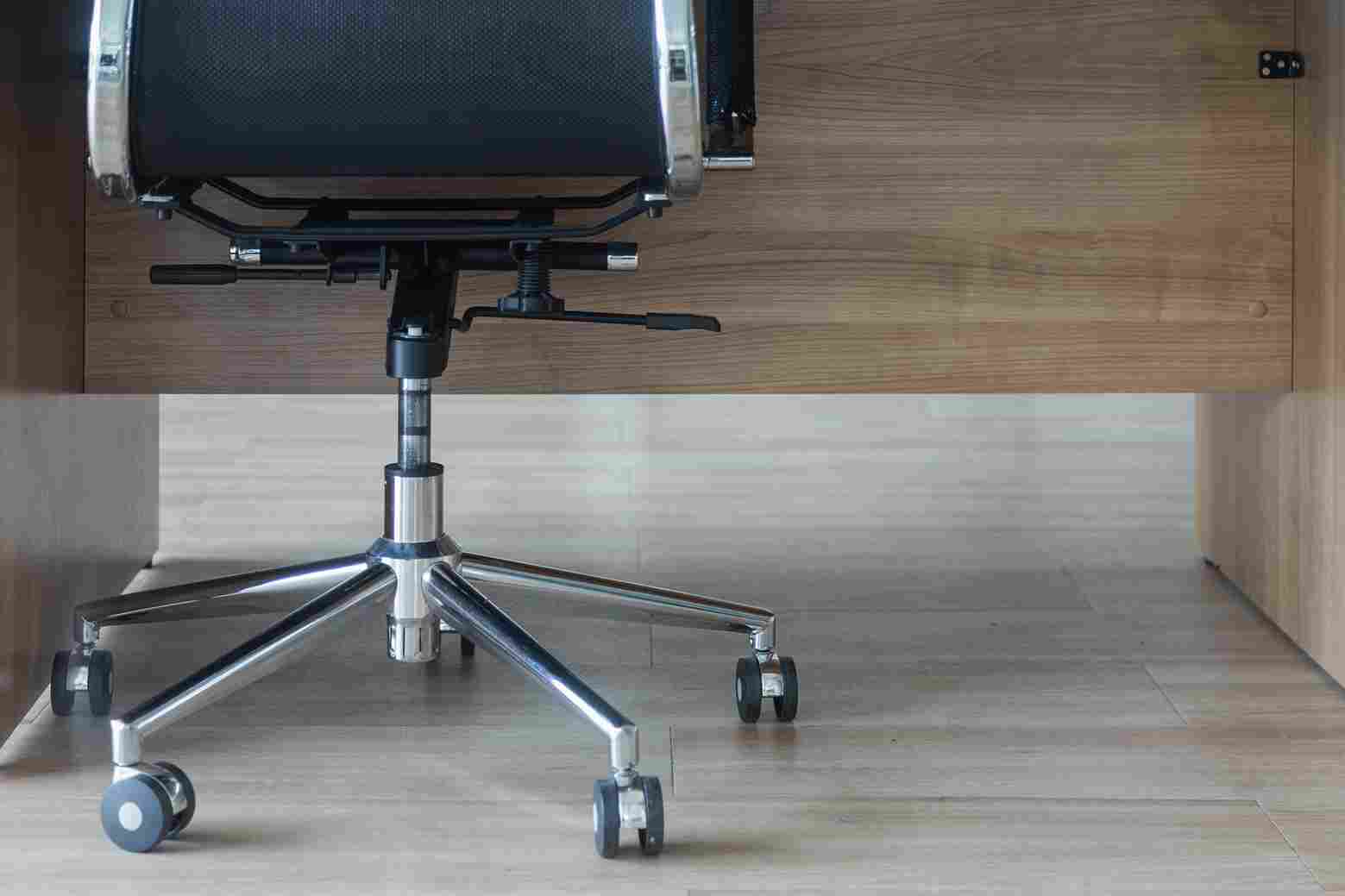Table/Chair wheels fitting