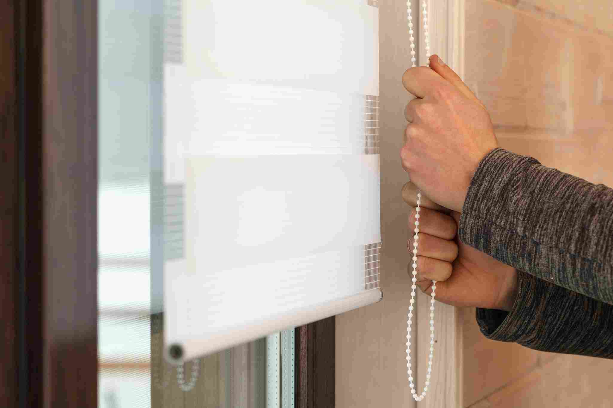 Non-motorized blinds fitting (1ft to 5ft)