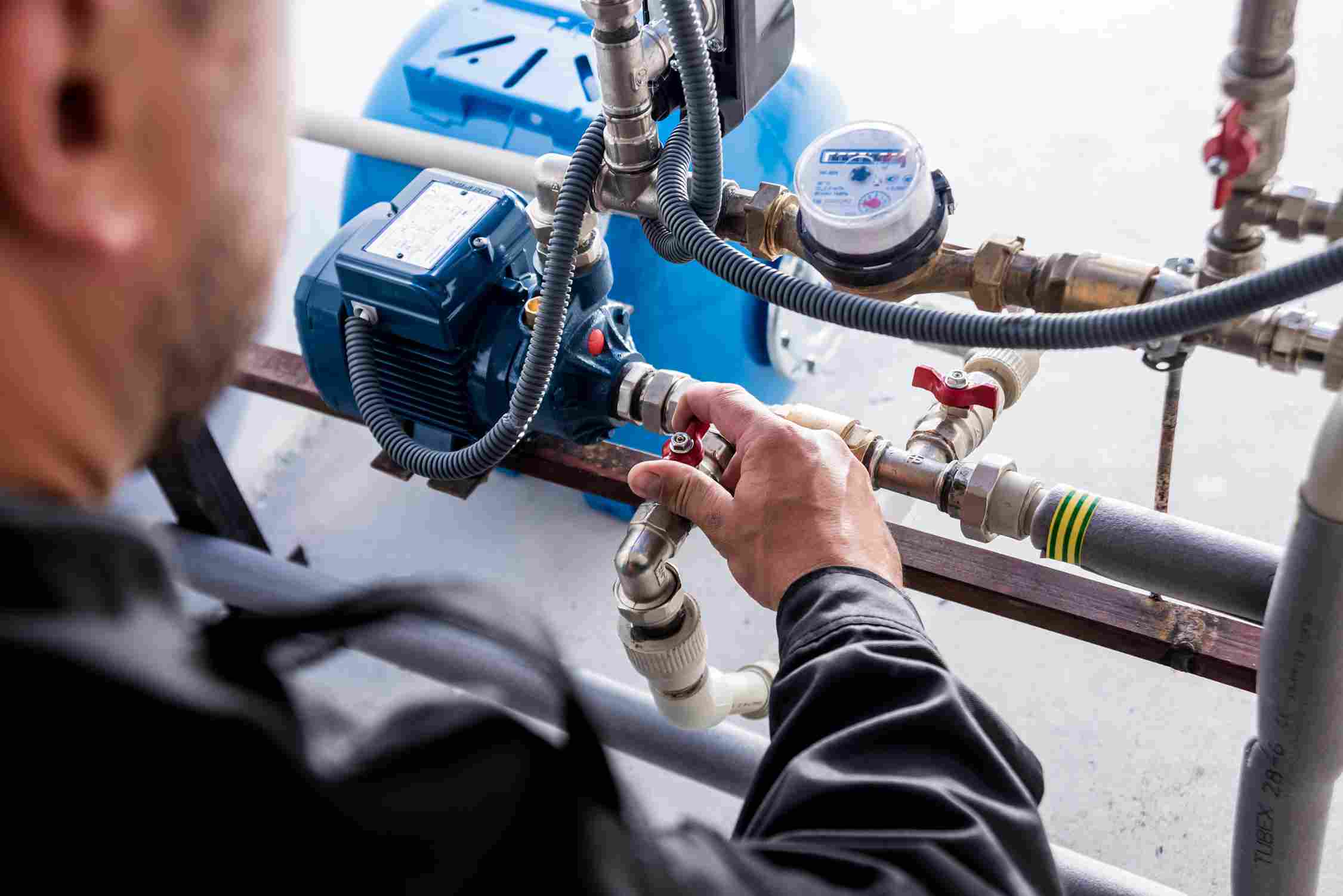 Reconditioning Hot & Cold water mixer