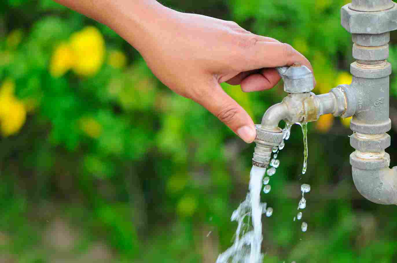 Water saving nozzle