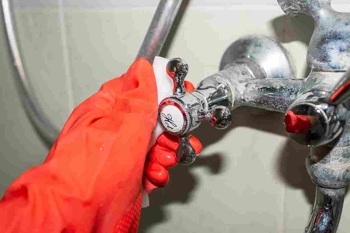 Installing Shower Filter