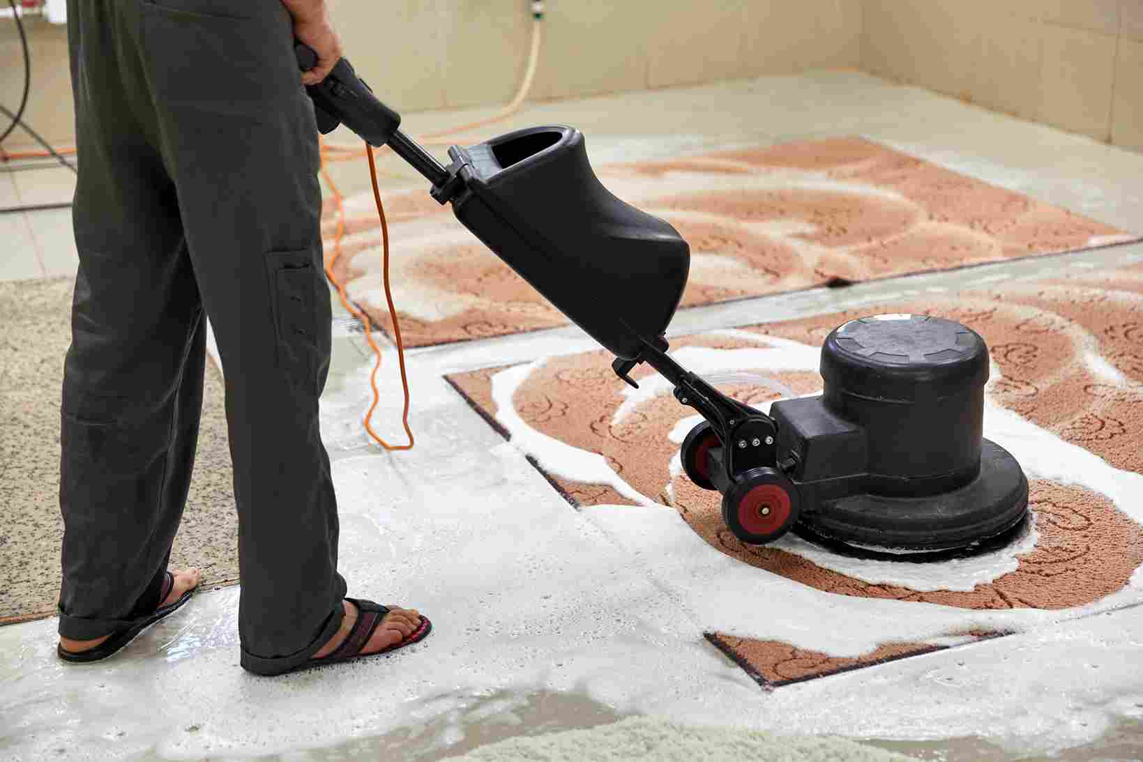 Carpet squeaky clean Bleaching (upto 25 sq ft)